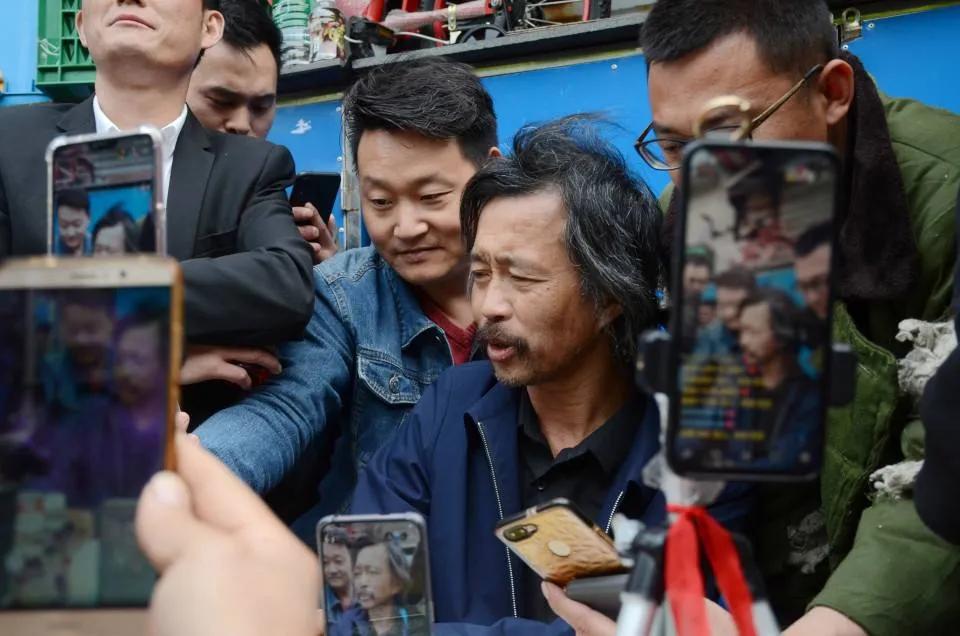 流浪大师沈巍的网红之路,网红大师沈巍事件