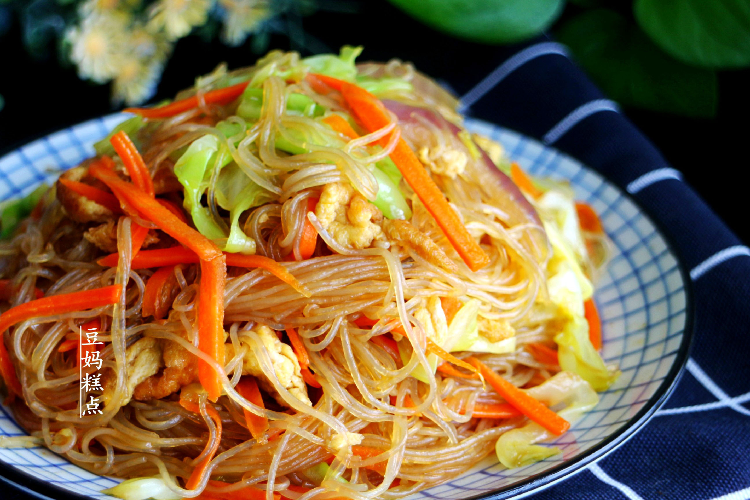 教你10分钟做家常炒米粉,炒米粉怎么炒才柔软