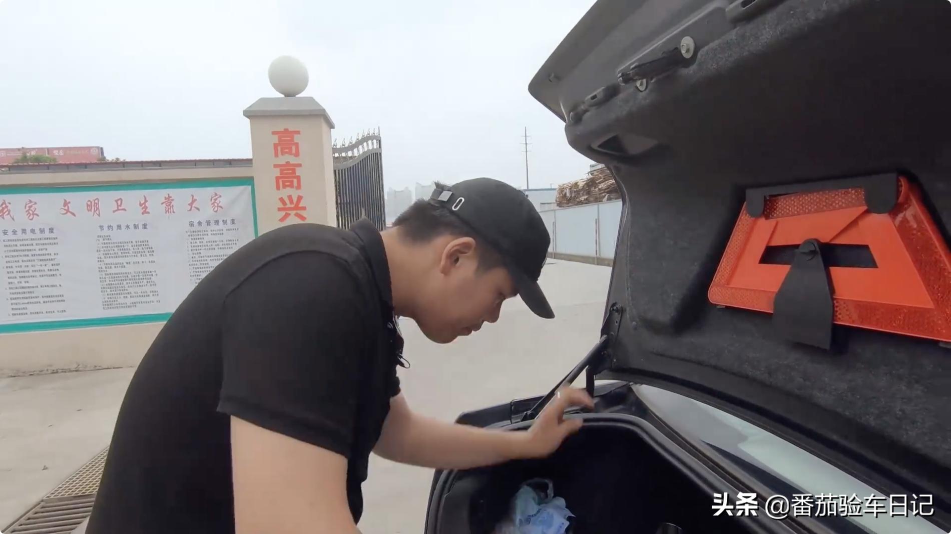 07别克君越2.4保养多少钱,全程别克4s店保养