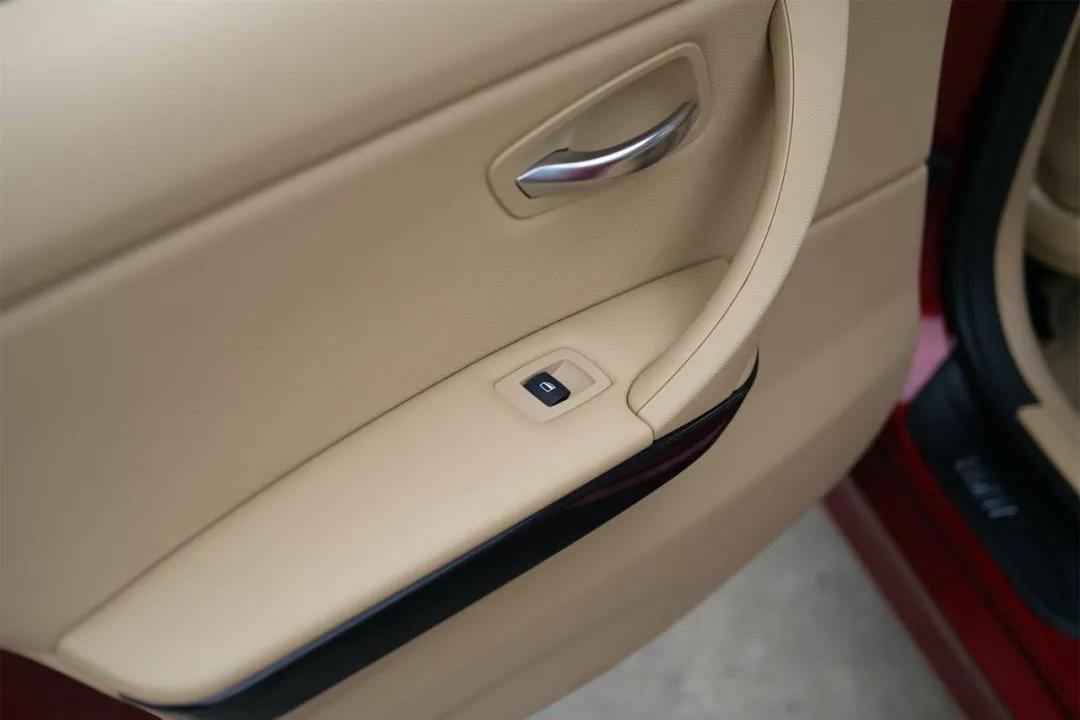 18款宝马318i二手价格 (宝马318i 倒车镜怎么设置自动翻转)