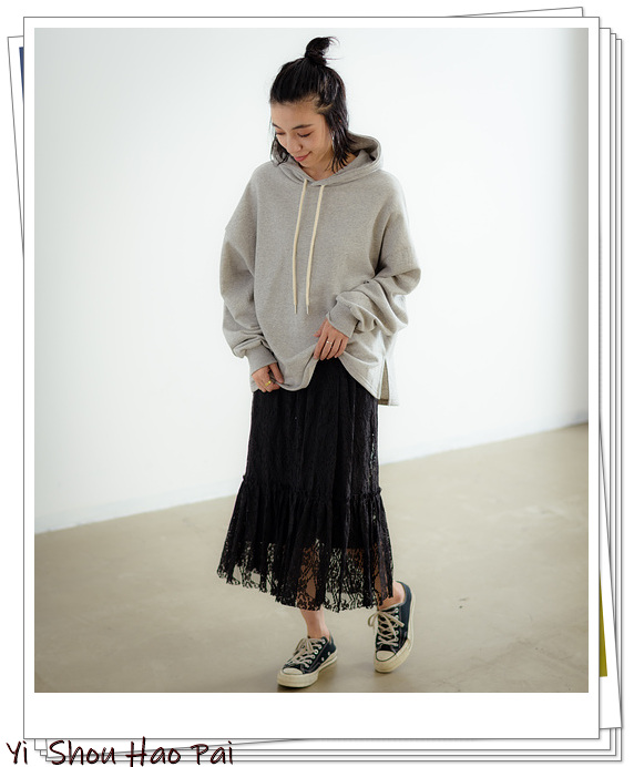 thombrowne灰色卫衣5码上身效果,灰色日系卫衣