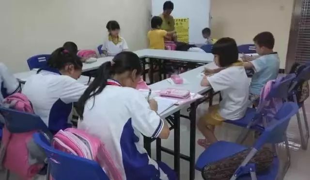 小学生作文《炸掉学校》,老师分享出来,家长:买*药炸**的钱爸爸出