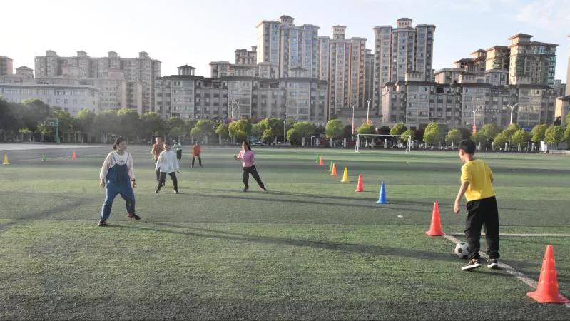 县第二实验小学足球杯,信阳市第二实验小学校长杯足球赛