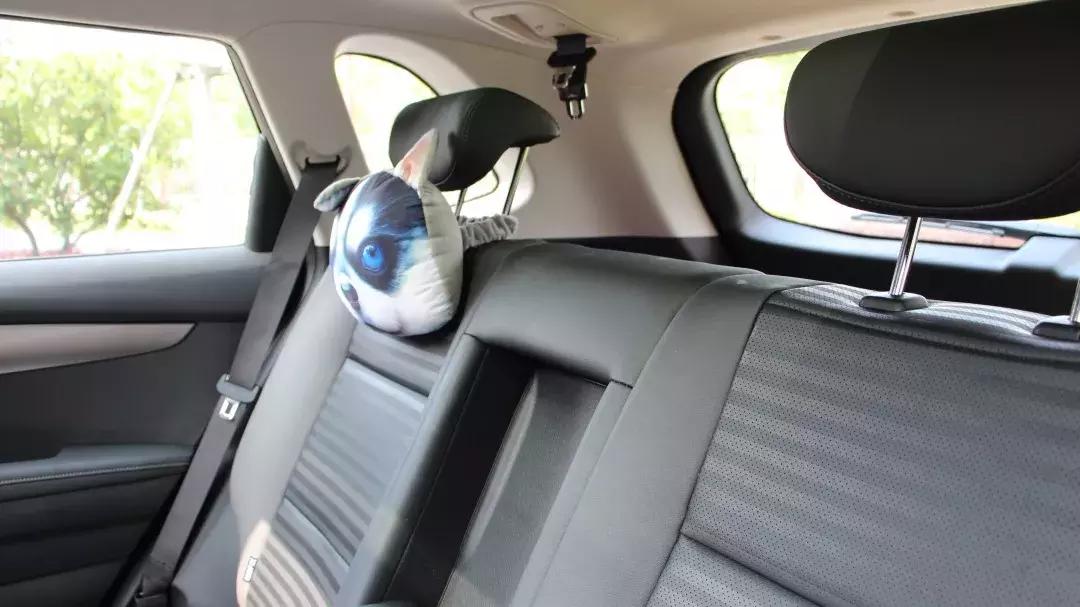 起亚智跑2.4测评,试驾智跑2.0高配