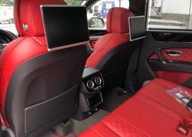 宾利新款添越到店,宾利添越2021款4.0tv8试驾