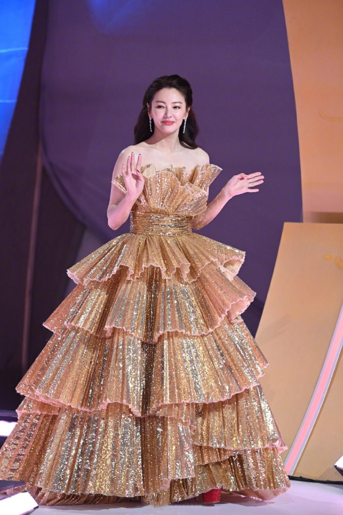 热巴杨幂刘亦菲同台,杨幂热巴刘亦菲高圆圆