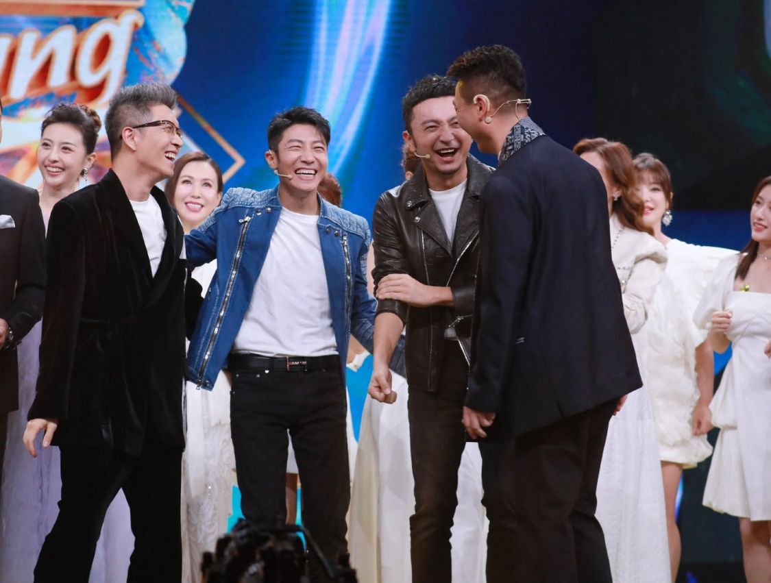 主持人大赛撒贝宁怼尼格买提裤子,央视boys尼格买提