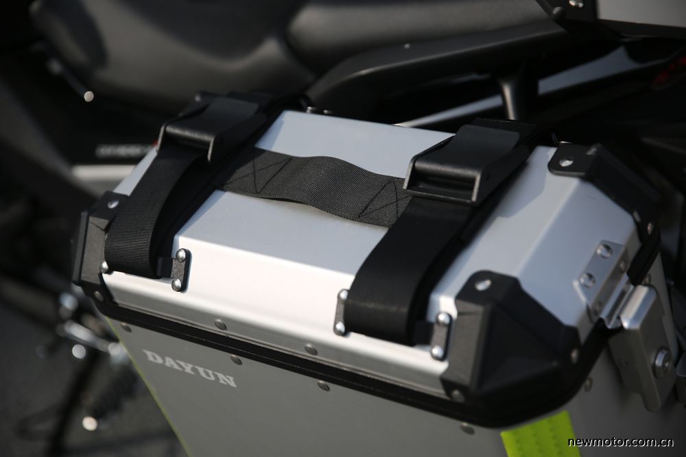 大运300拉力车发动机是不是本田的,大运300拉力车直播