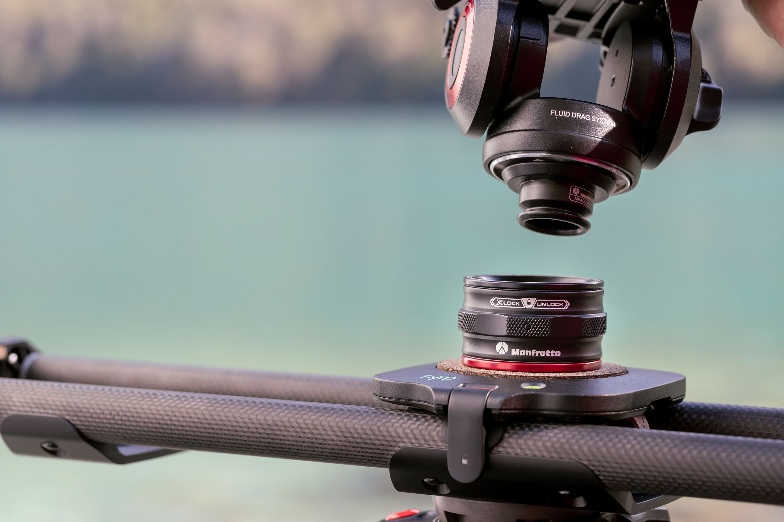 曼富图拍照神器,曼富图摄影三脚架