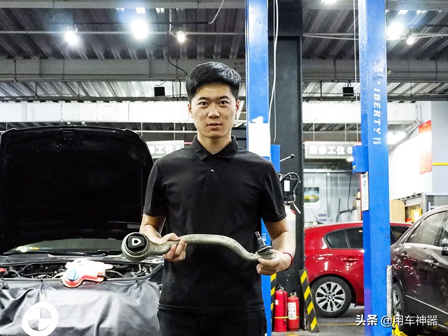 哪一款宝马x6发动机不漏油,宝马x6发动机漏油维修费用标准