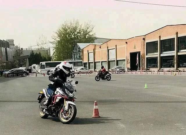 本田190x8000公里卖多少钱,本田1907万公里