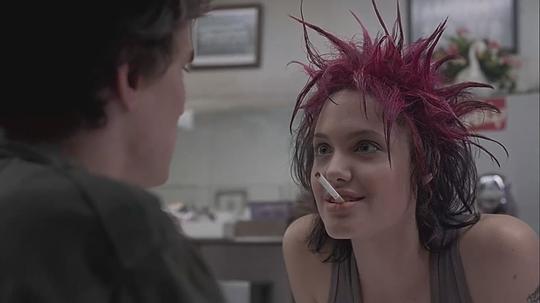 蕾丝、吸毒、得艾滋的她,才是美国第一个超级名模