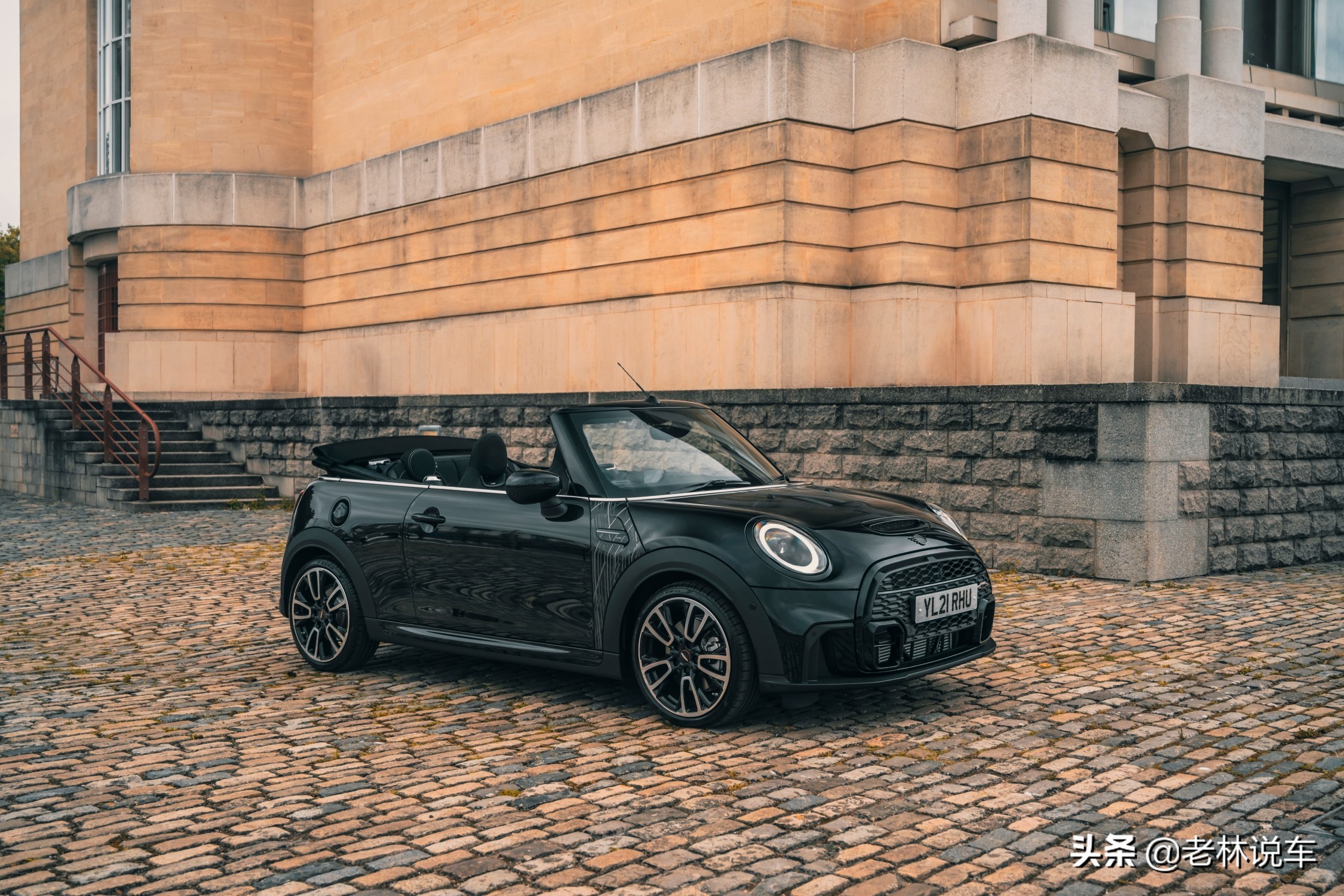 全新宝马敞篷车四座多少钱,宝马mini敞篷车报价及图片2019