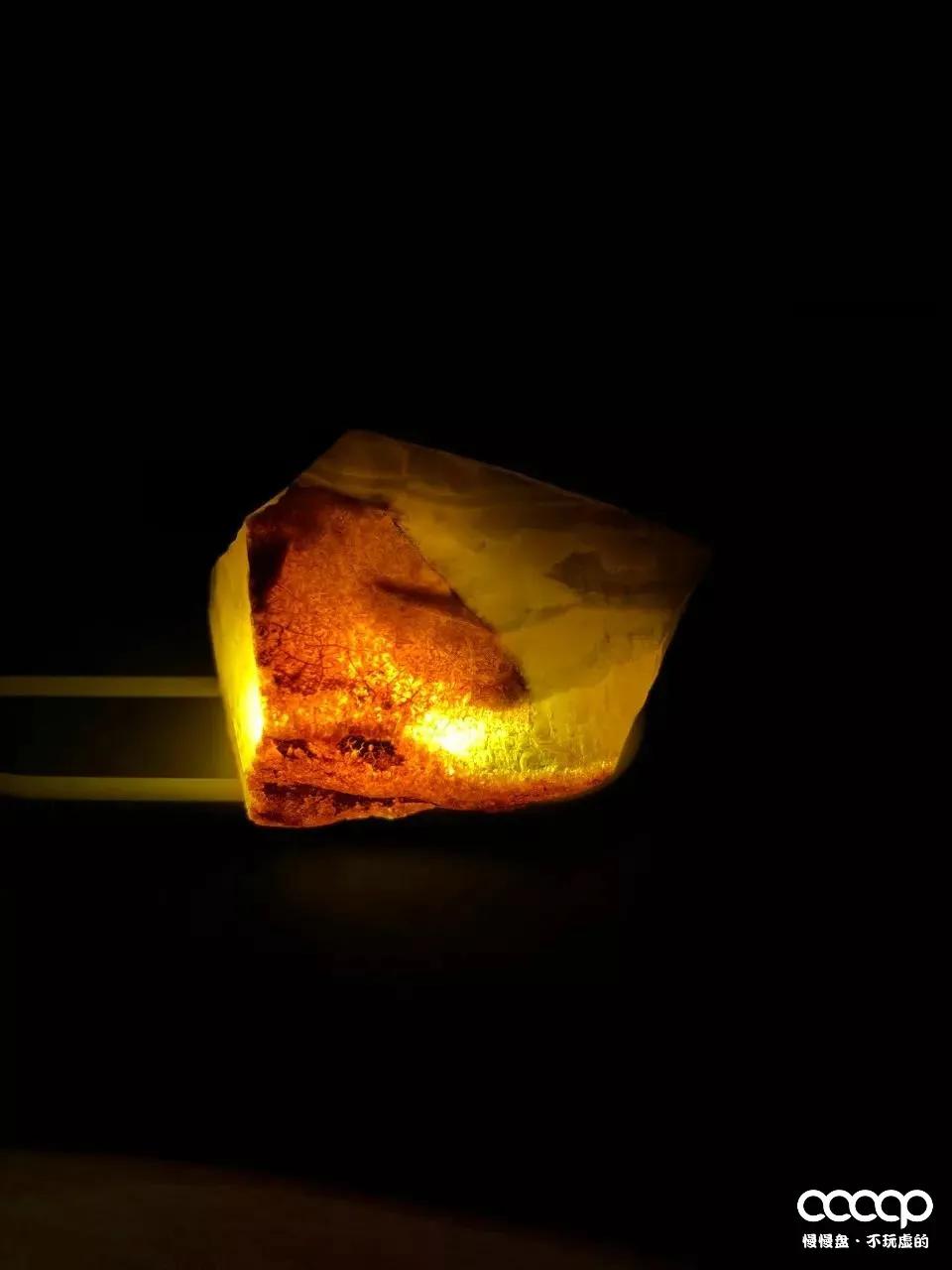 怎么选蜜蜡原石,怎么样才能买到真的蜜蜡原石