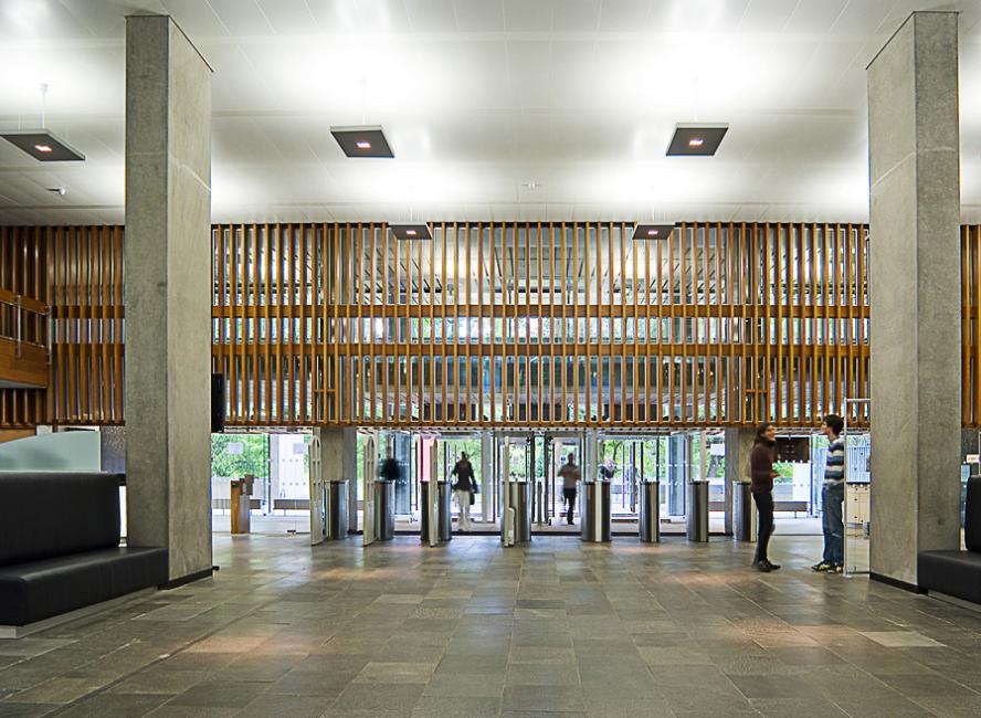 留学生的梦中圣地、神奇故事迭出,爱丁堡大学到底有什么魅力?