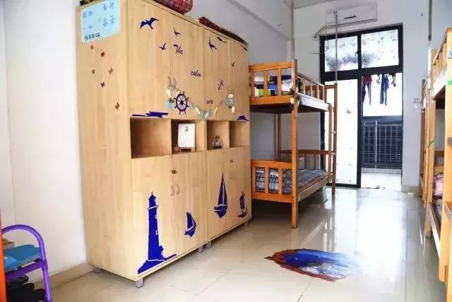 深圳前十中学宿舍,深圳四大高中宿舍图