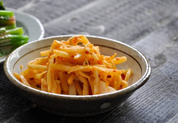 正宗柳州螺蛳粉怎么做的教程,正宗柳州螺蛳粉的做法源头