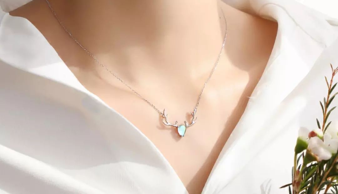 轻奢气质百搭款珍珠耳环,简约百搭清新耳环项链