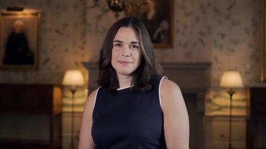 一说话就结巴怎么办,一上台说话就结巴