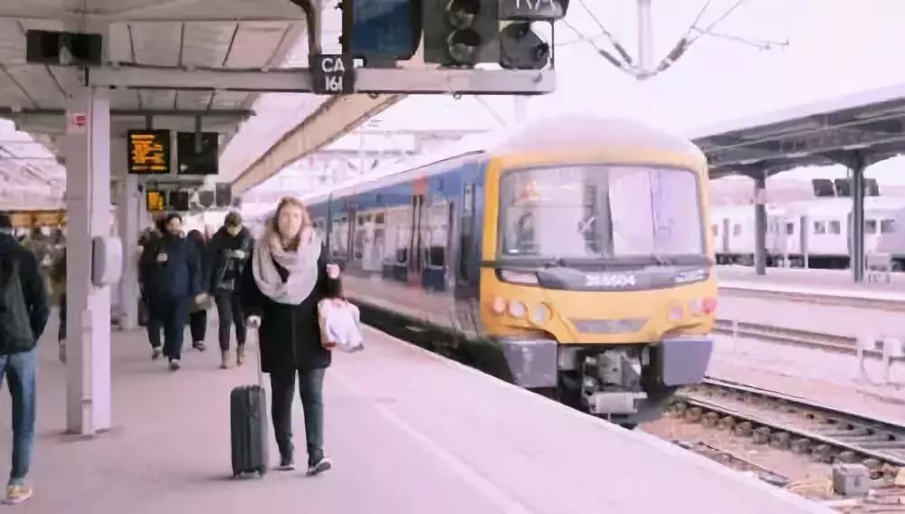 别人对你说“shakealeg”，可不是让你抖腿哦！