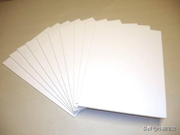 硬pvc塑胶地板是什么材料,pvc胶地板是什么材料做成的