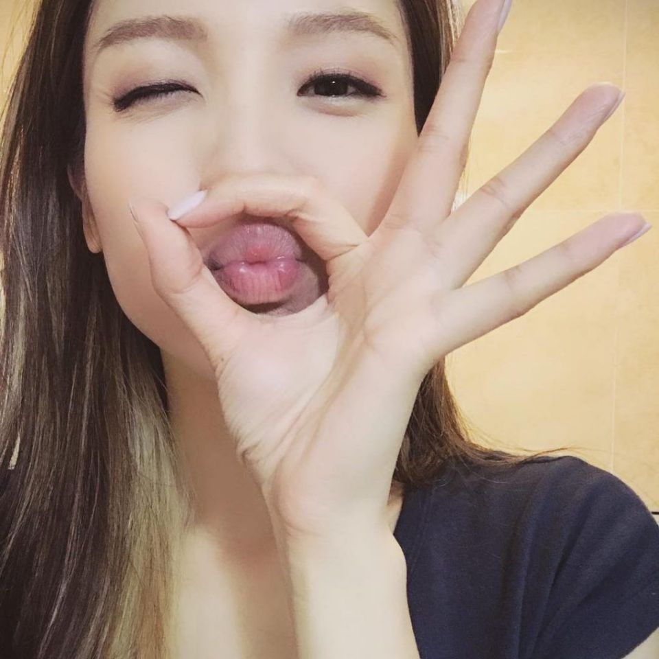 润唇膏太油怎么补救视频,润唇膏怎么去唇纹