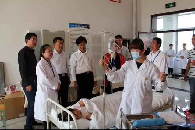 陕西工业职业技术学院招生标准,陕西正大技师学院招生办电话