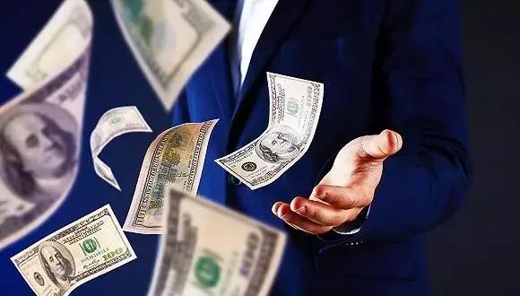 “辉煌”的反转人生:拼搏30多年官至副厅,贪污受贿800余万“铁窗泪”