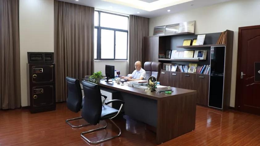 孝昌骄傲|陈继林：全心“全益”逐梦商海