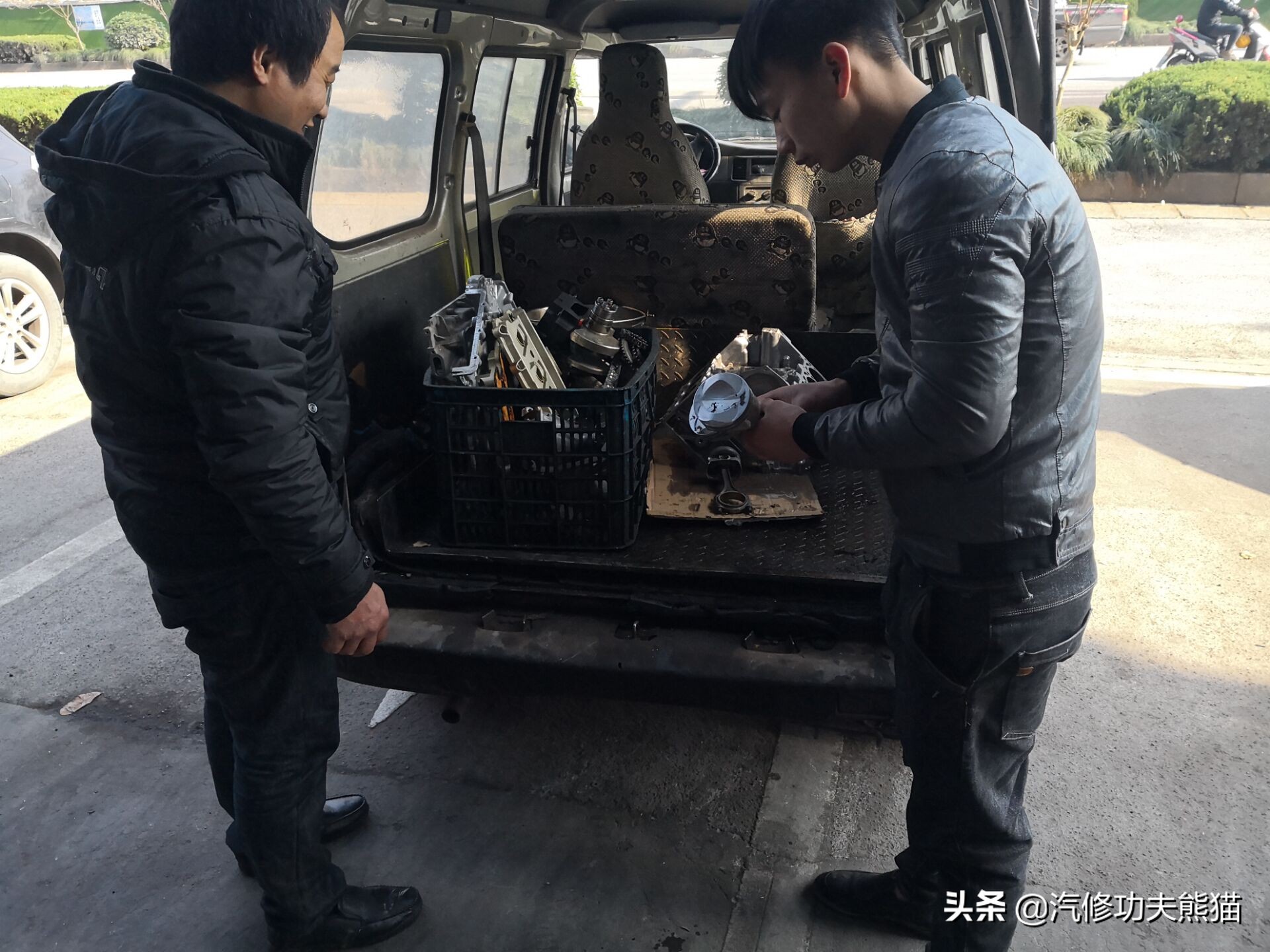 为什么都说奥迪a6l烧机油,奥迪a6l2.4烧机油原因分析