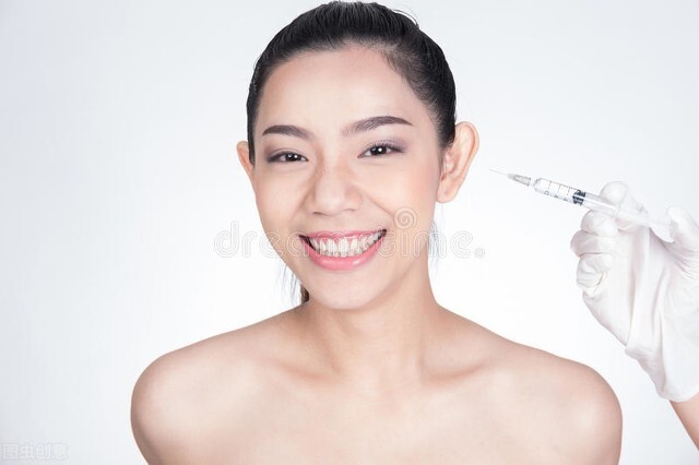 上官氏火山泥清透保湿护肤成分,高科技的护肤成分是哪个沐浴露