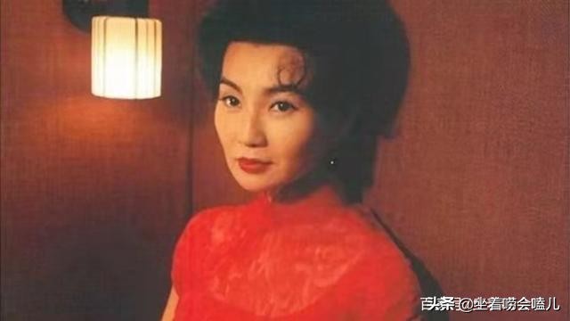 每个女人都有一个旗袍梦，希望你是从梦里走出来的优雅女人