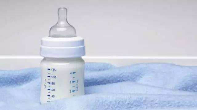 疫情原因宝宝转奶,疫情期间如何转奶