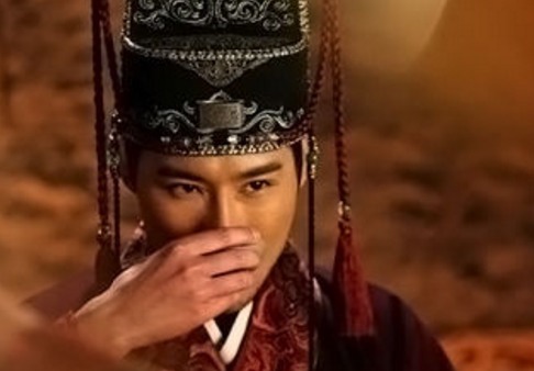 大明宫词周兴来俊臣请君入瓮视频,来俊臣审周兴