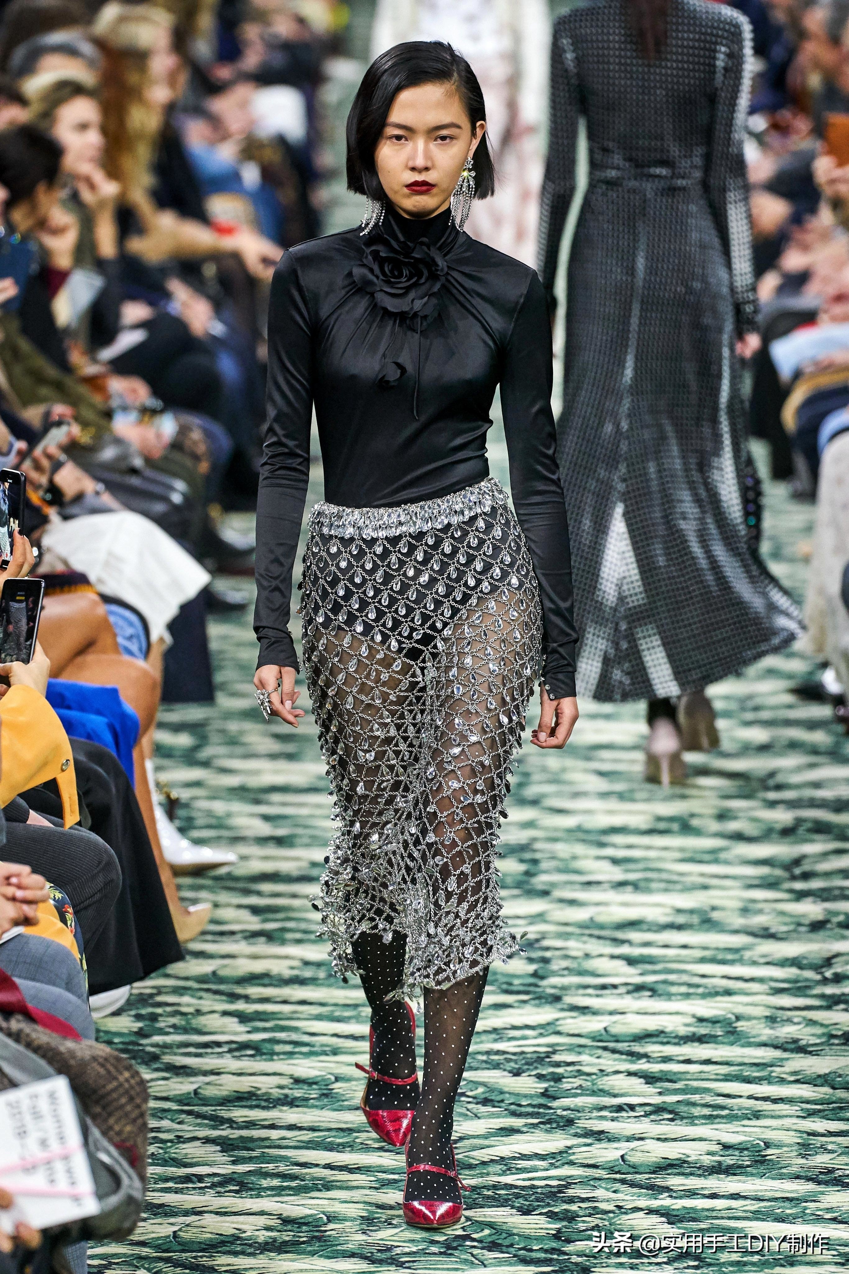 pacorabanne2021春夏系列金属长裙,pacorabanne亮片上衣