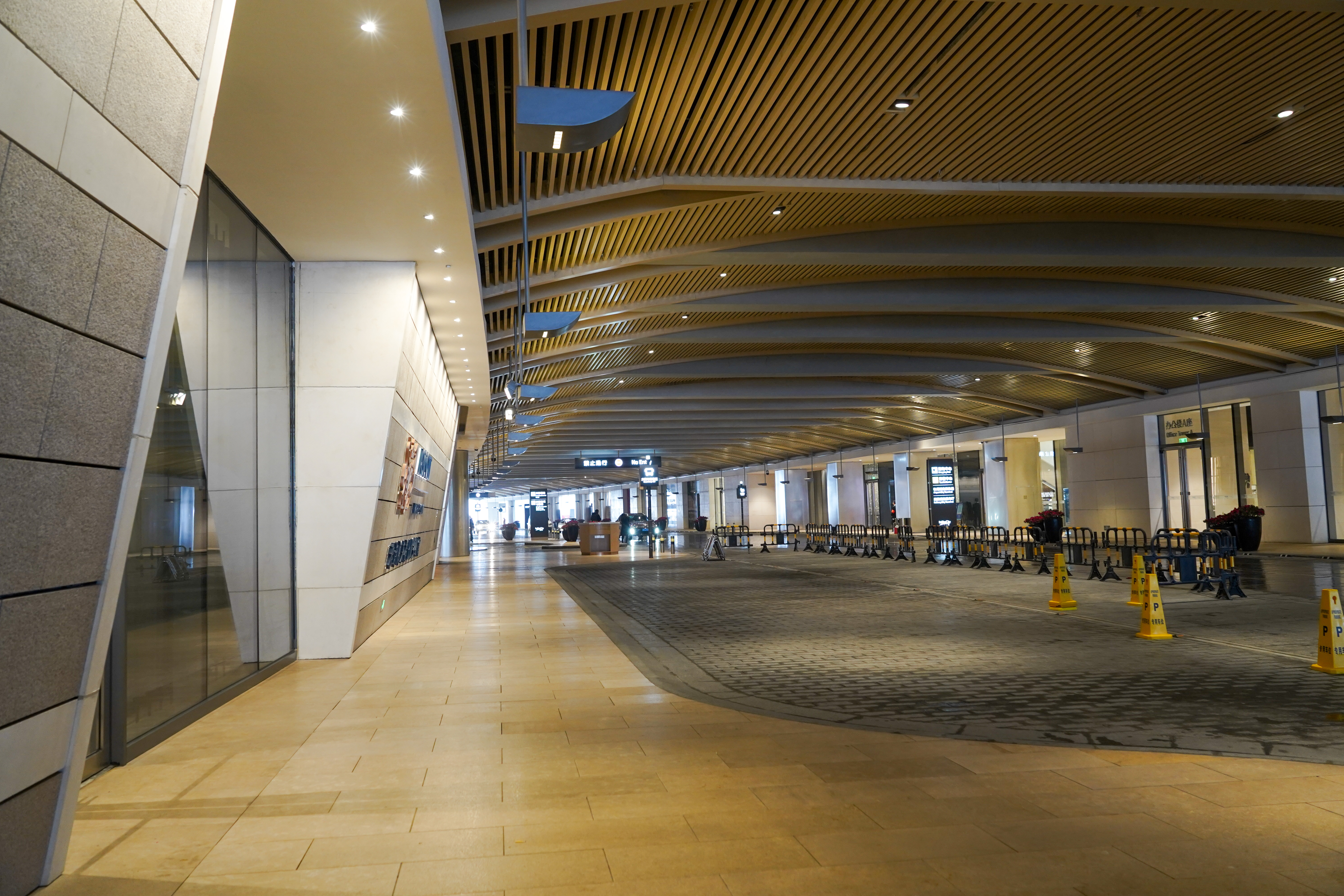 如何在重庆江北机场换登机牌,重庆江北t3航站楼自助行李托运