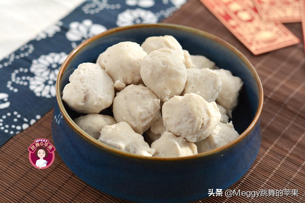 如何制作爽口弹口的鱼丸,自制鱼丸q弹嫩滑营养健康又好吃