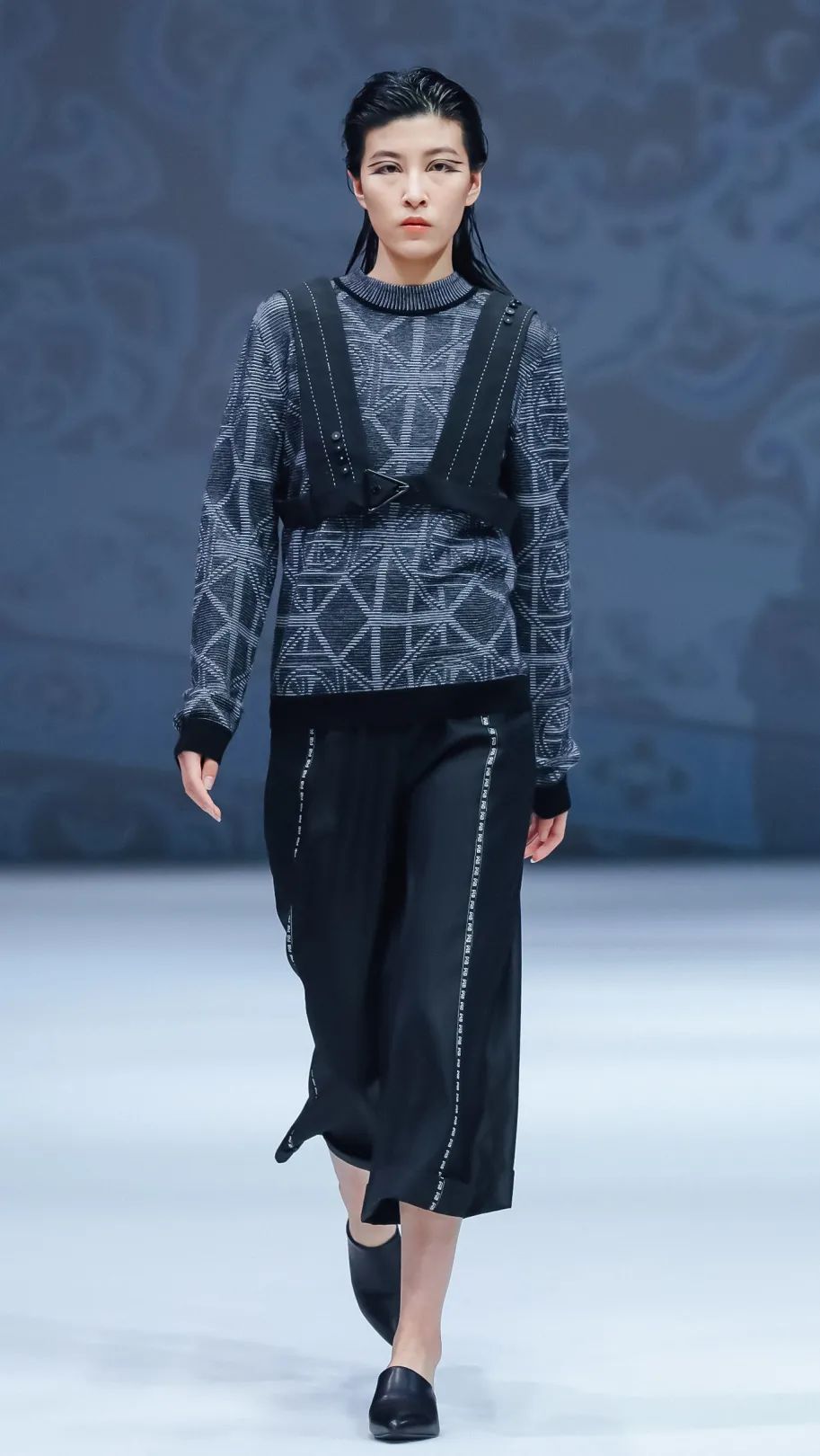 2021秋季流行款式风格,趋势2022春夏八大流行款式设计