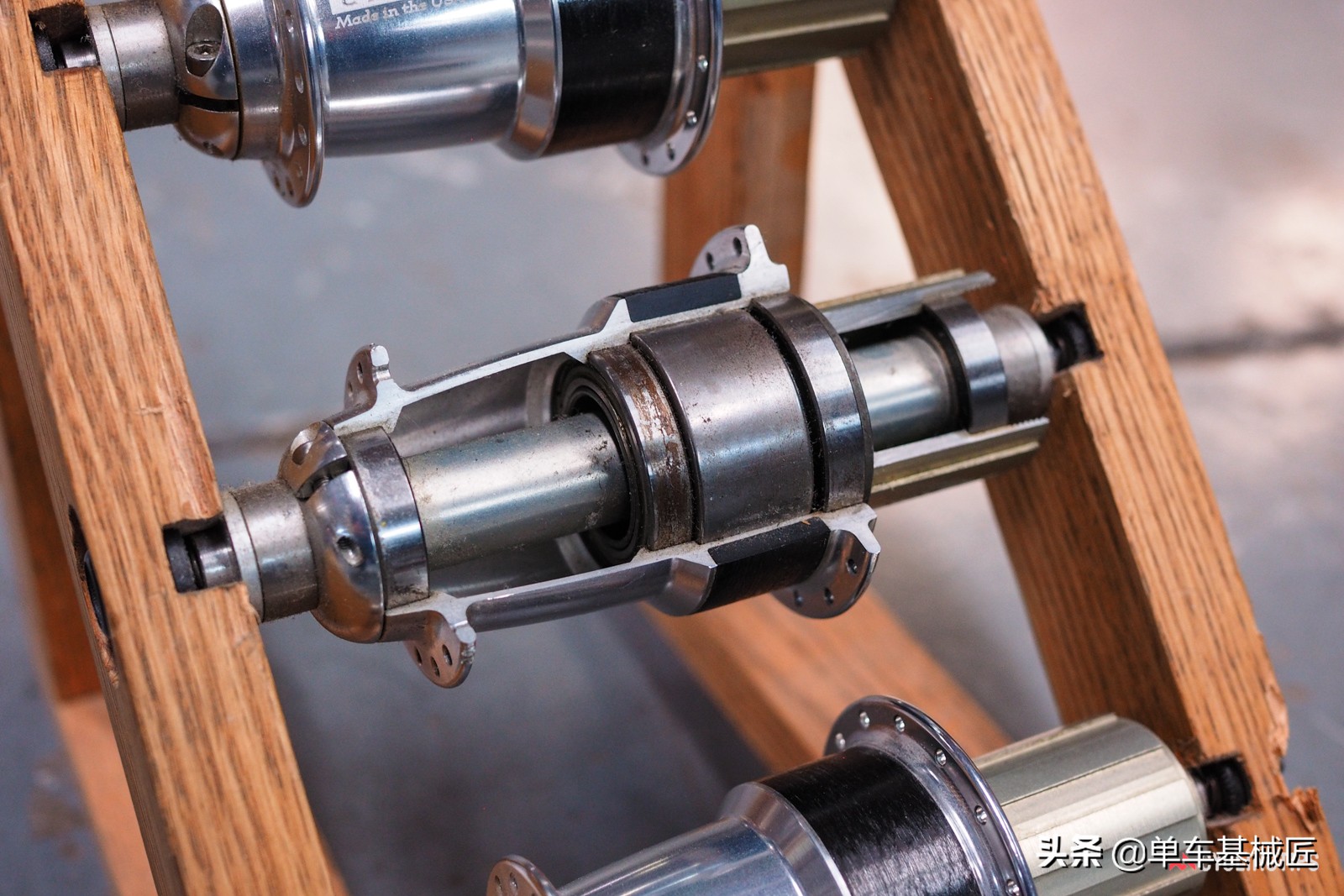 自行车花鼓阻力大解决方法,自行车花鼓挑选技巧图解说明