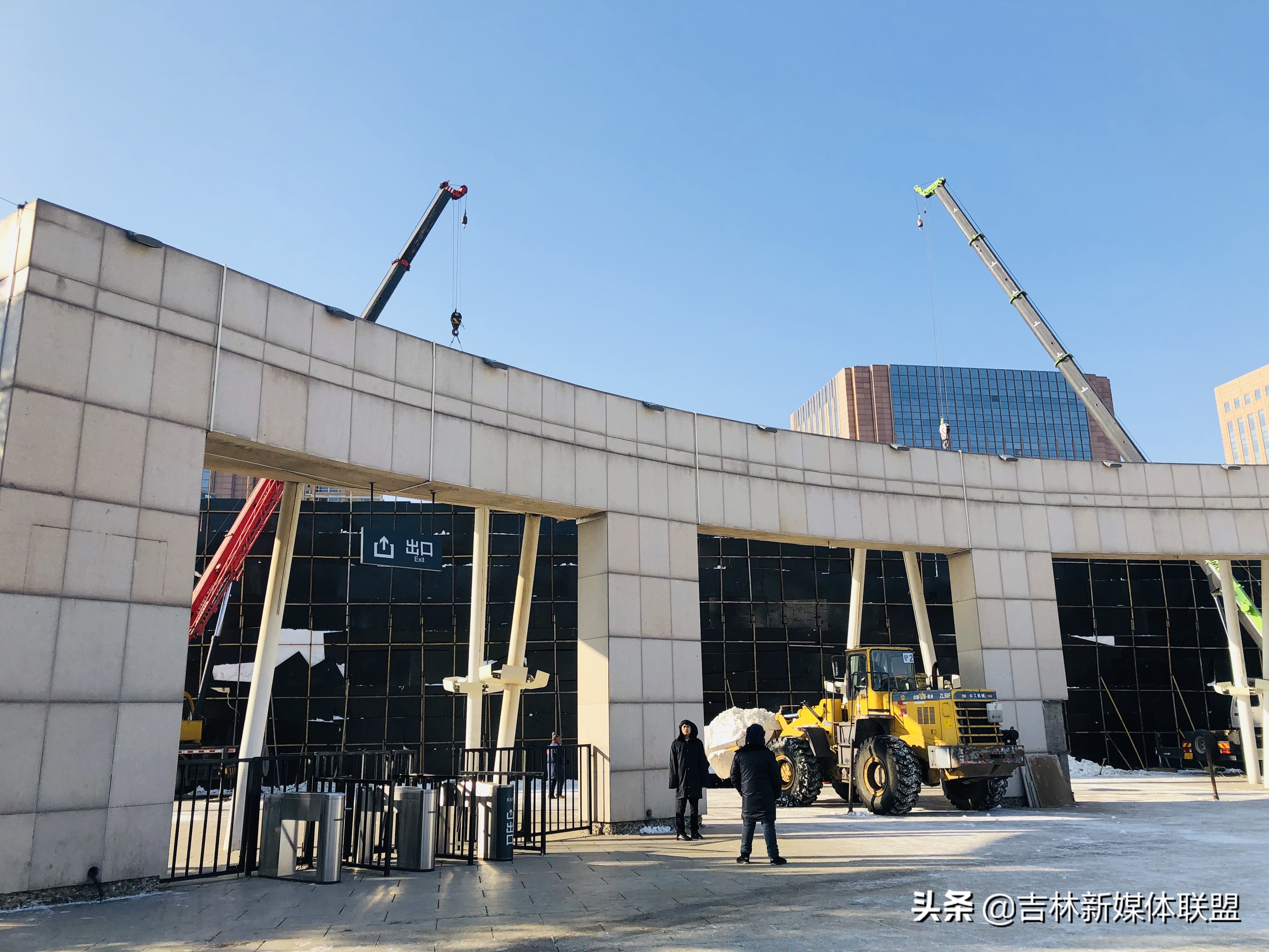 雕塑园夜晚,雕塑公园冰雪梦工厂