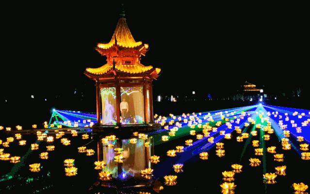安顺旅游景点十里荷廊晚上演出,安顺山里江南灯会