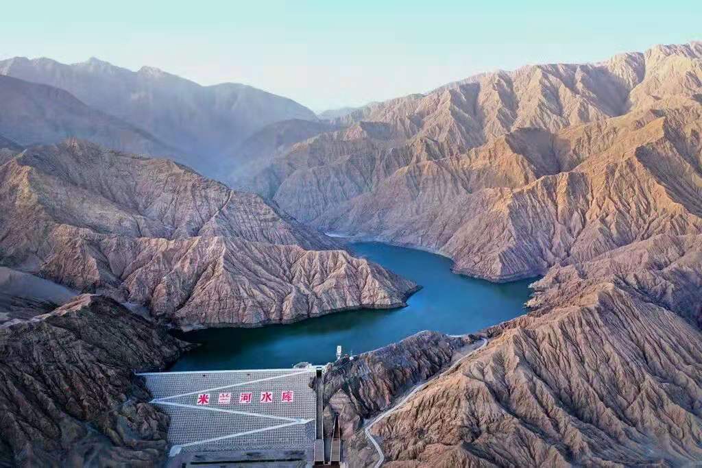 「这才是*疆新**」1:若羌,被楼兰、罗布泊的光环照亮的华夏第一县