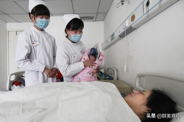 怀孕11个月才发现生了个怪物,带羊膜囊出生的神奇宝宝
