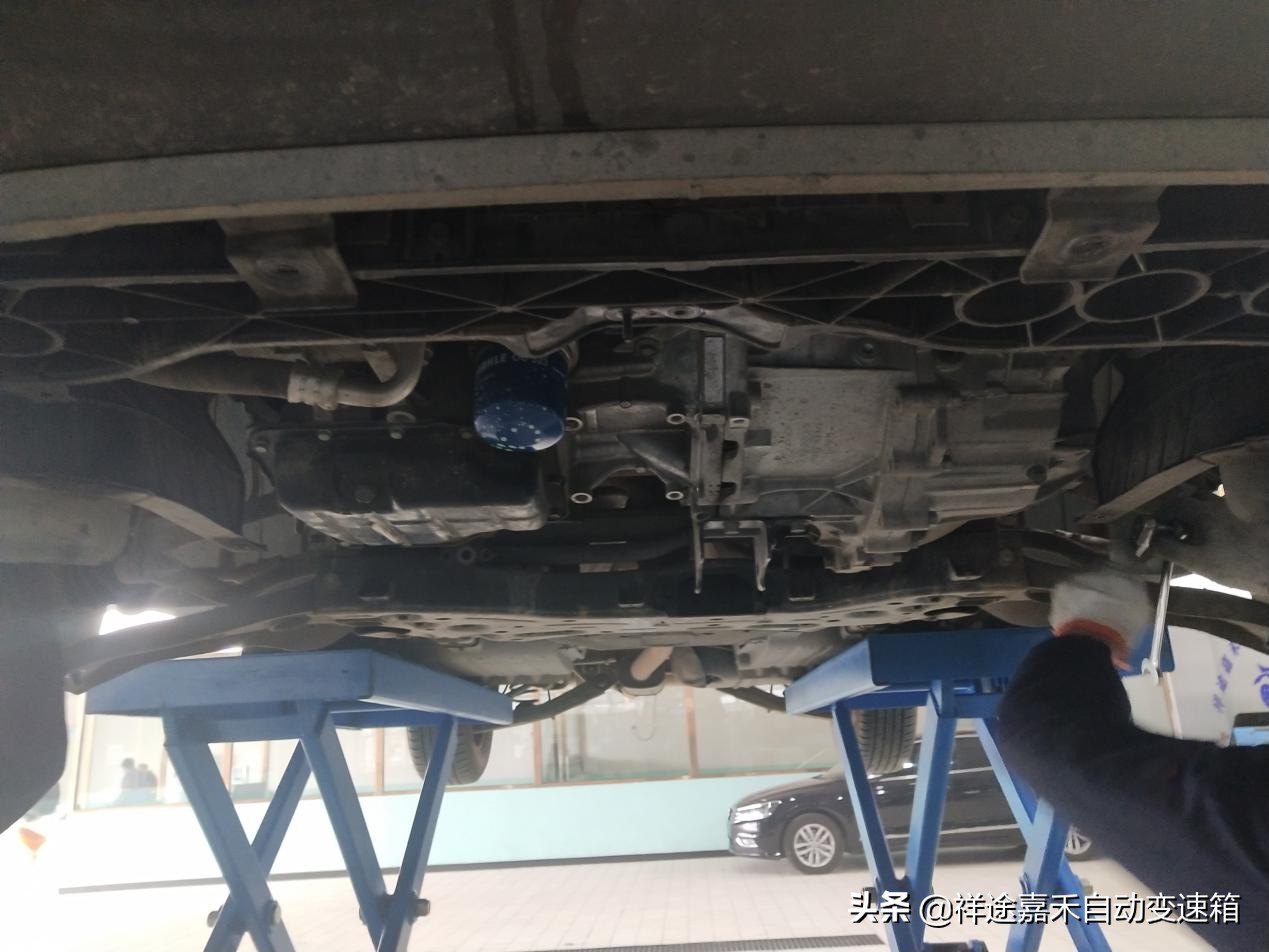 现代途胜变速箱报2挡定位故障,途胜变速箱没有奇数挡维修费用