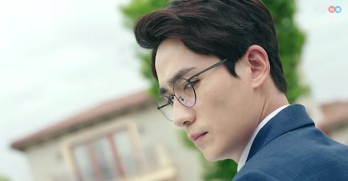 镇魂超级好看,拢龙演的真棒!期待重启