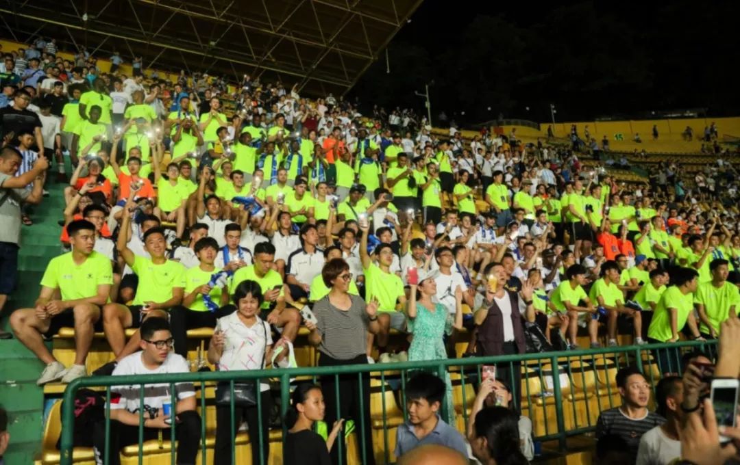 2019世界名校足球赛现场采访,第一届百年名校足球精英交流赛