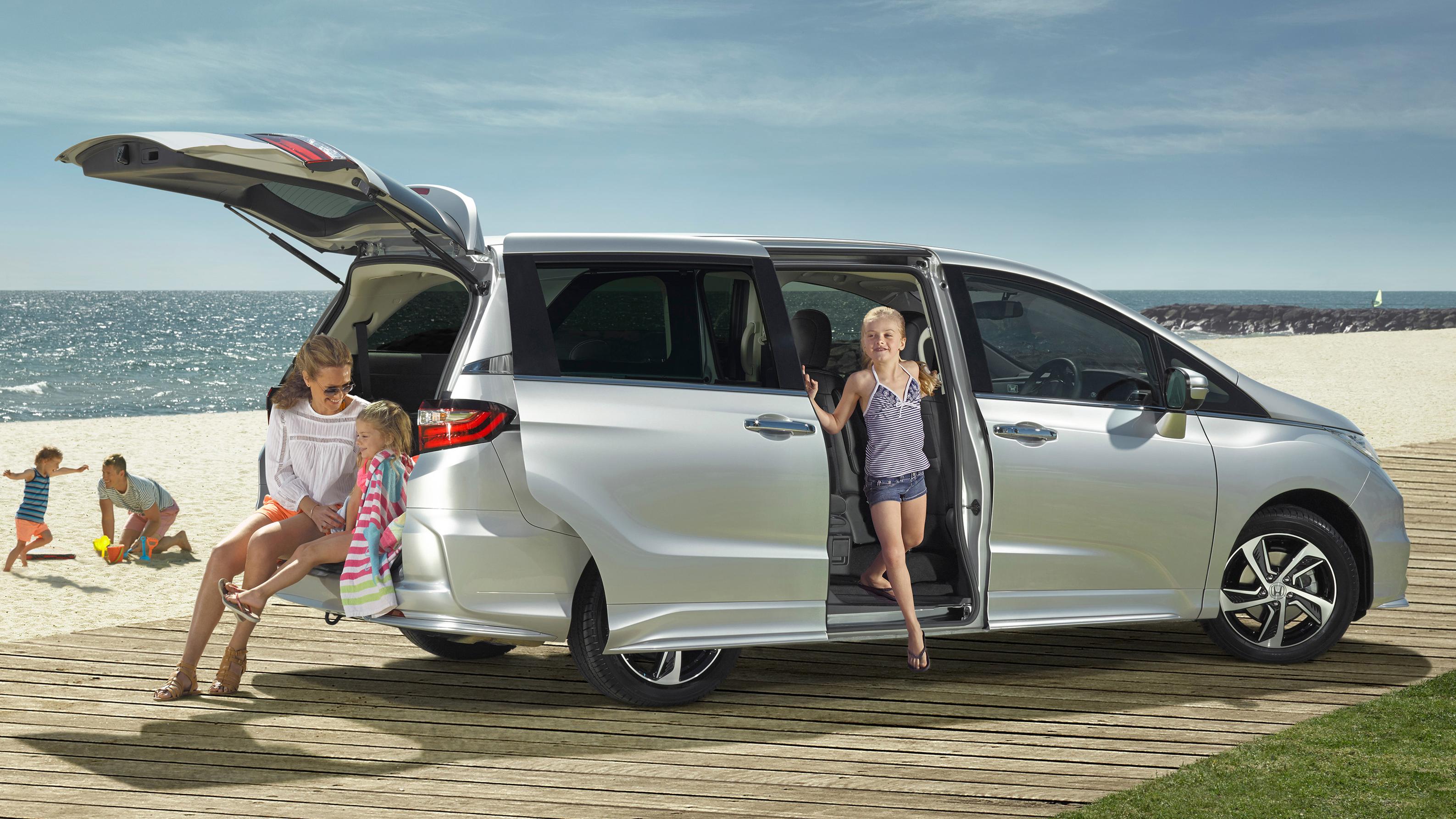 gl8奥德赛mpv,家用mpvgl8还是奥德赛