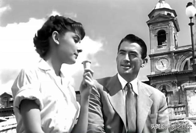 奥黛丽赫本成熟时期电影简介,1953年赫本《罗马假日》