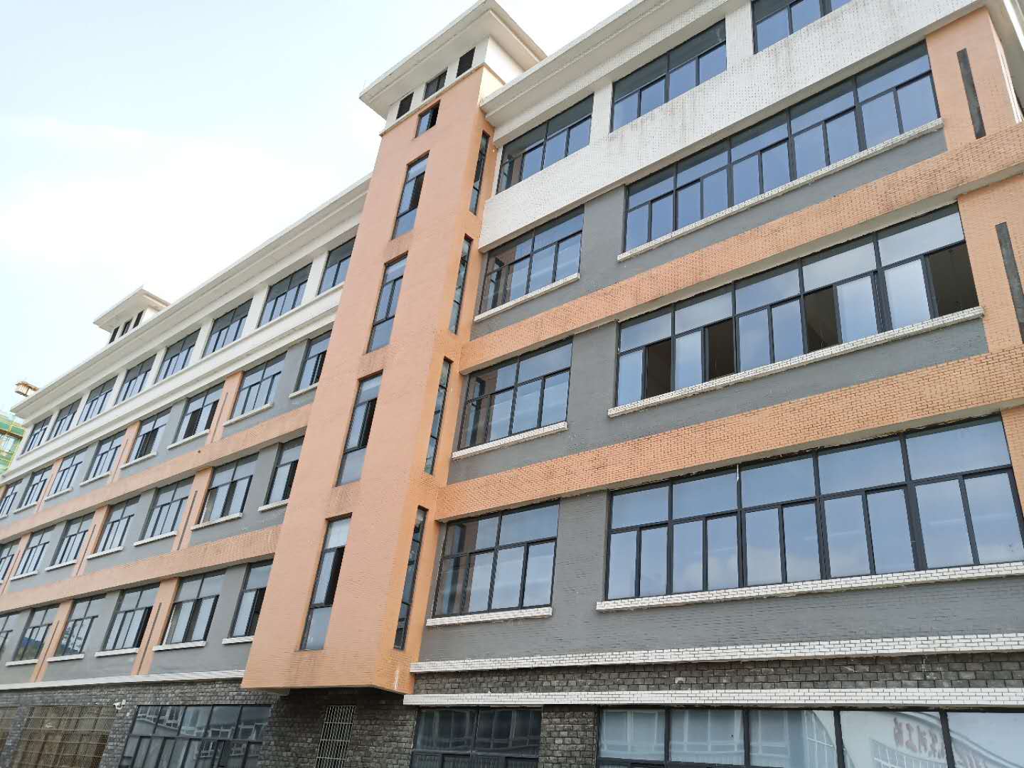 贵州省最大的大学城,贵州大学大学城