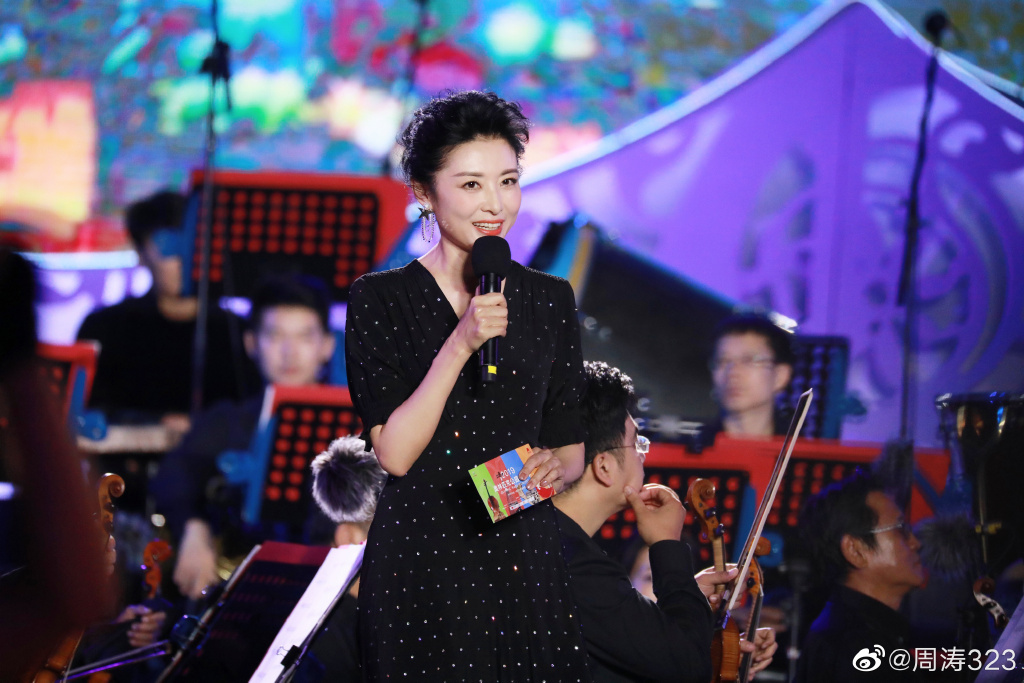 周涛转投湖南台？她离开央视不是因为争一姐，也不是为给女儿治病